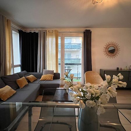 ביוסי-סיינט-ג'ורג' Beautiful T4 Appartement 8 Personnes Proche Disney Parking Prive מראה חיצוני תמונה