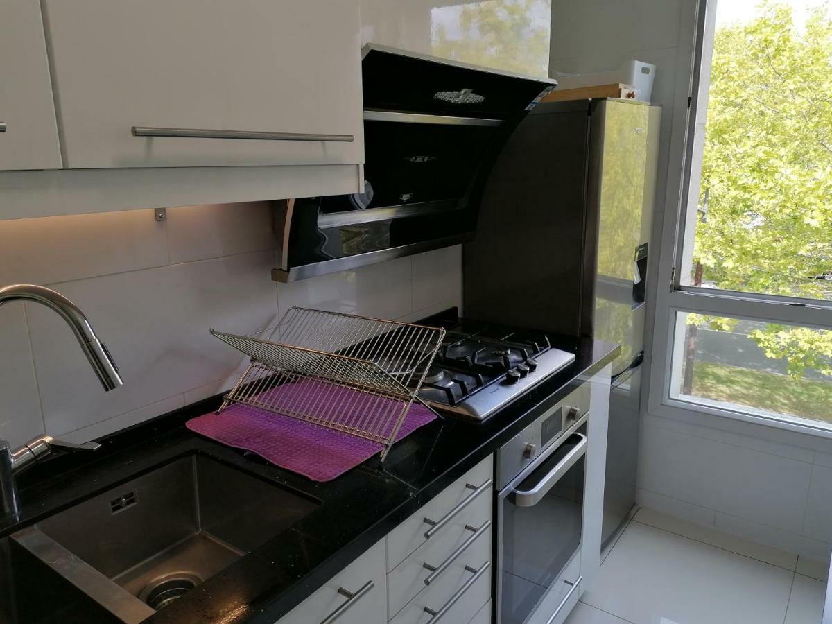 ביוסי-סיינט-ג'ורג' Beautiful T4 Appartement 8 Personnes Proche Disney Parking Prive מראה חיצוני תמונה