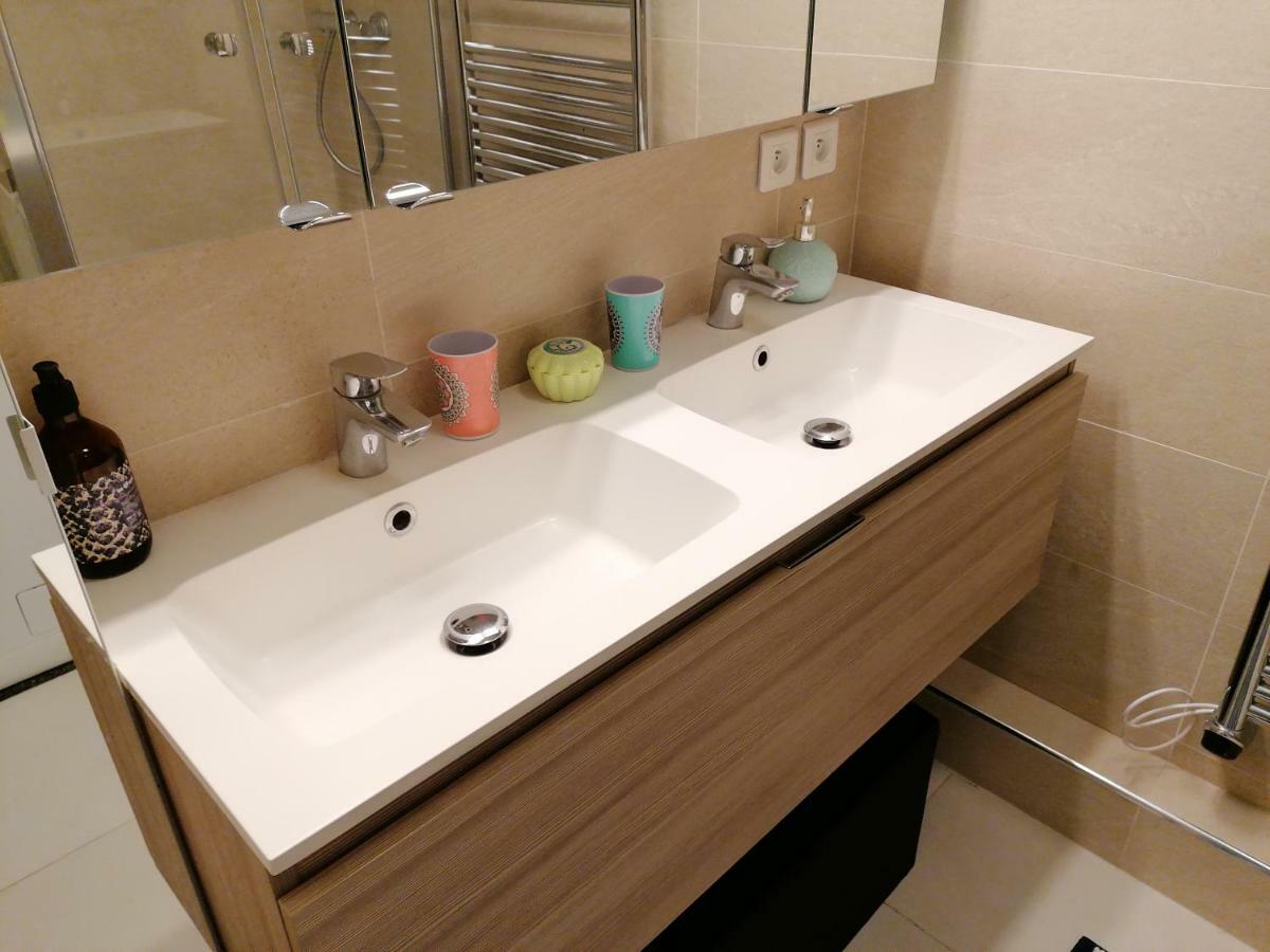 ביוסי-סיינט-ג'ורג' Beautiful T4 Appartement 8 Personnes Proche Disney Parking Prive מראה חיצוני תמונה